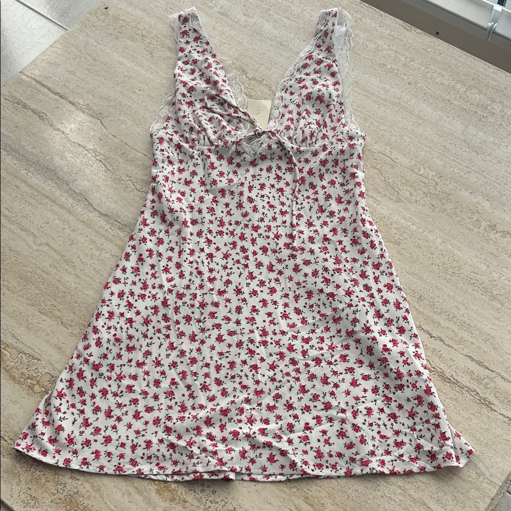 NEW 🆕 Thirty Thirty Floral Lace Trimmed Summer Flowy Dress size S